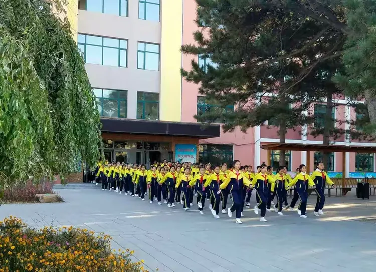 长春市南关区苗圃小学精彩大课间活动
