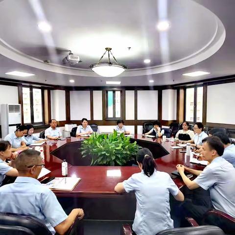 “凝心铸魂传薪火       踔厉奋进启新程”        --法律合规中心党支部7月主题党日活动