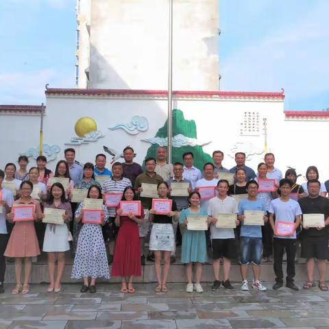 “青蓝工程”架桥梁，民南师徒携手行