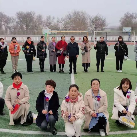 第五师91团学校开展“民族团结一家亲”庆三八系列活动