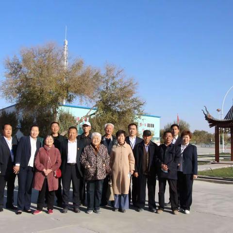 第五师九十一团学校开展“心系老教师，共话重阳节”老教师返校活动