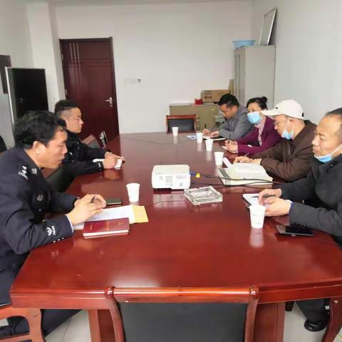 人行安阳县支行联合安阳县公安局开展警银合作共同打击网络炒汇及反洗钱犯罪