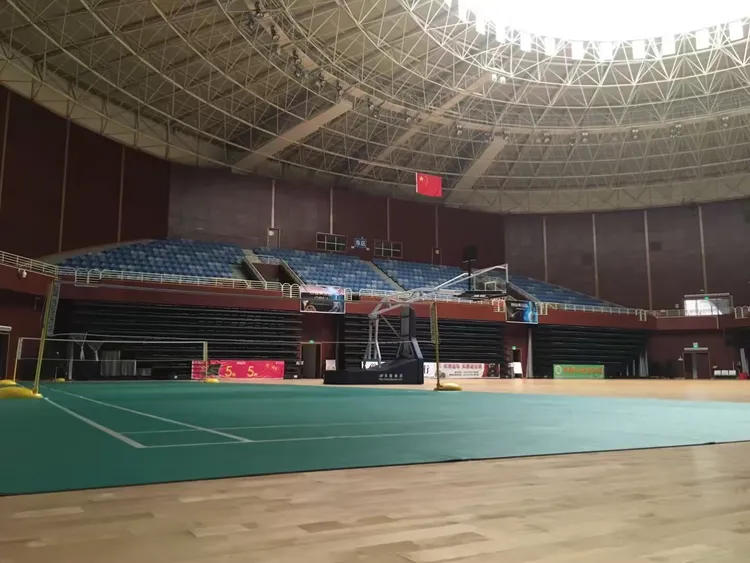 联系人:廖教练13763915971(微信同号)训练地点:赣县区体育馆周六,周日