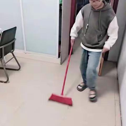 以实际行动践行“孝心活动”，做时代好少年
