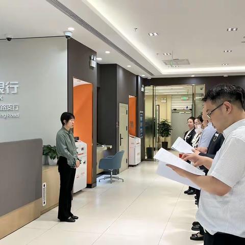 平安银行乌鲁木齐分行开展消防、防抢、防暴应急演练