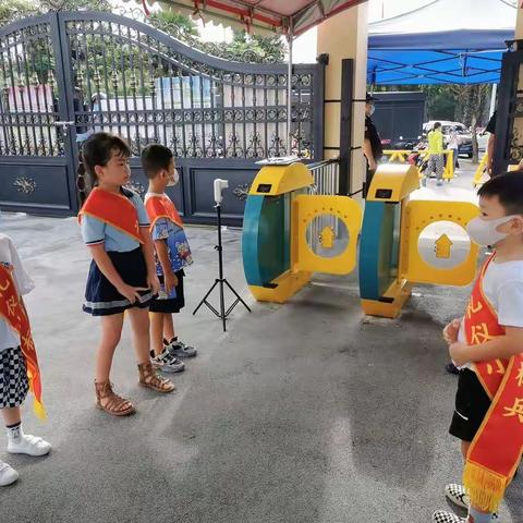 家园共育，携手并进——三亚市天涯区第二幼儿园中四班半日活动开放日