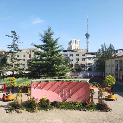 西工区东下池小学“走进规划馆，了解大洛阳”四年级校外研学活动