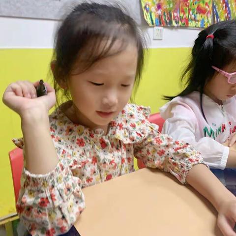 【黄红蓝美育】渌口校区-达利想象画班-刘槿溪