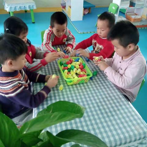 一日生活皆课程――青苹果幼儿园大一班《收拾玩具》