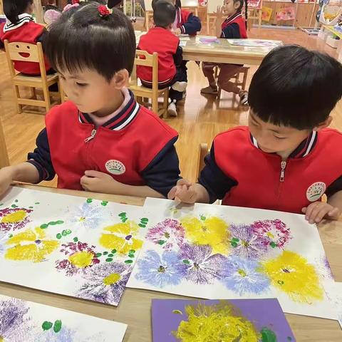 营造班级特色 闪耀七彩童年——七彩星河湾幼儿园“特色”活动丰富多彩