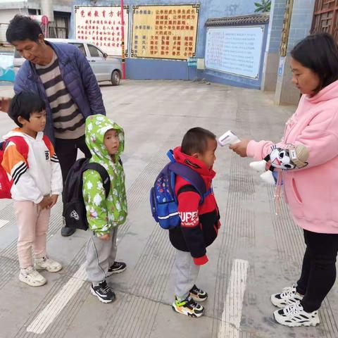 常规教育一小步，习惯养成一大步——大街镇童的梦中心幼儿园