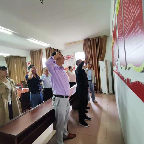 对标对表找问题、解决问题求实效 ——马圩小学党支部2020年9月份主题党日