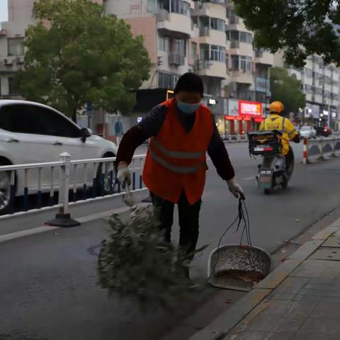 环卫工人－－城市美容师