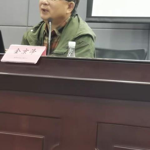 自觉的做终身学习者（一）       赤峰名校长培训班高中组