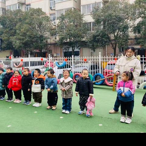 爱上幼儿园，快乐“美”一天