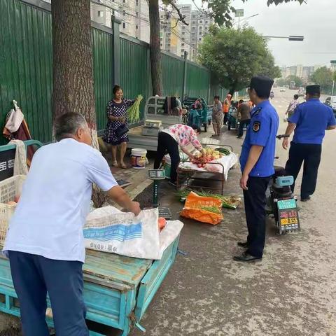 落实“门前五包”营造优美环境 共建美好家园