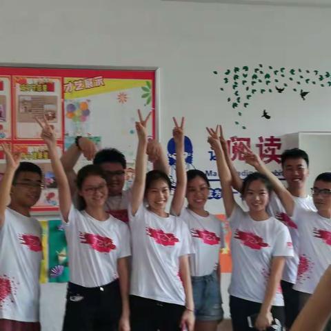 交大的学姐学哥们来啦！