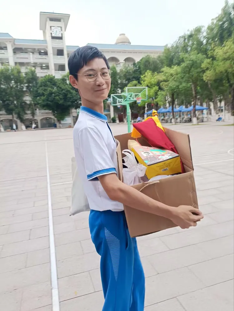 李康铭一一广州六中珠江中学