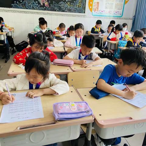 赛百词、竞百题，百舸争流竞风采——西港路小学“百词百题”竞赛