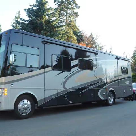 美国“黄石、大提顿公园”之旅（之一）带轮子的房子～房车