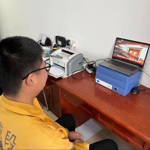 线路大修二车间道岔清筛工队10月份每周一学