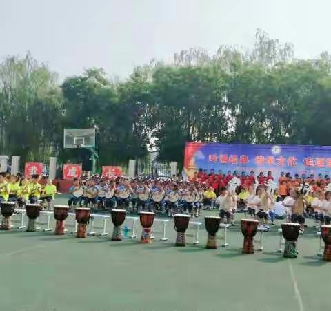 欢庆六一  童心飞扬----油田三小一年级七班