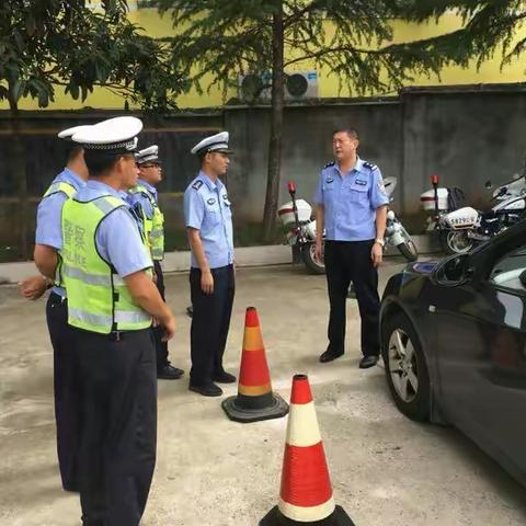 学以致用！洋县大队交警铁骑用知识武装自己！