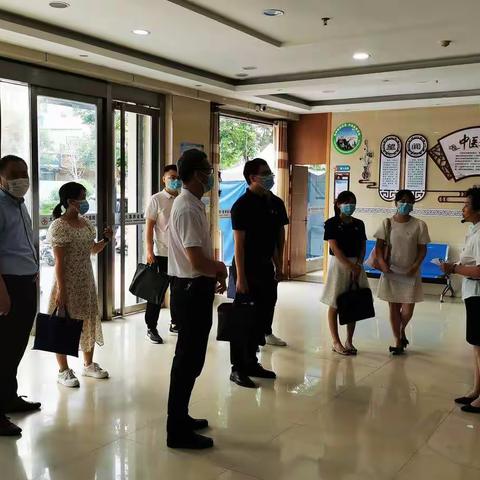 渭南市委组织部检查大荔西金医院党支部星级创建工作