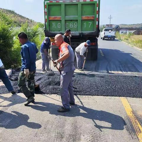 道路提升改造 旧貌换新颜