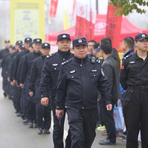 牢记使命守沿线，风雨无阻保平安