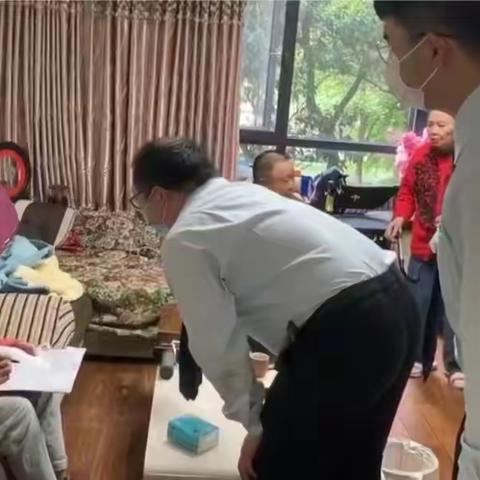 建行颐城支行：以触手可及的金融服务表达尊重与关爱