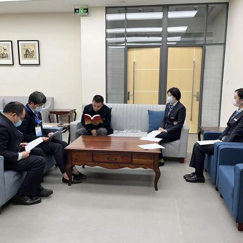 铁道支行高级风险经理王丰赴颐城支行开展党的二十大精神宣讲