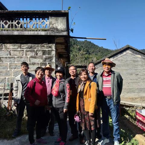 同学相约古村游