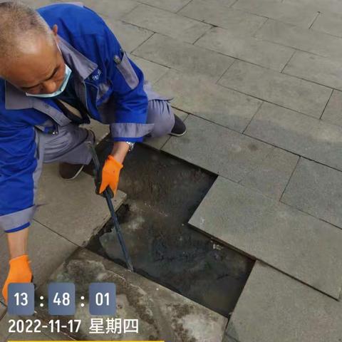 全心全意为业主服务，创造美丽家园！