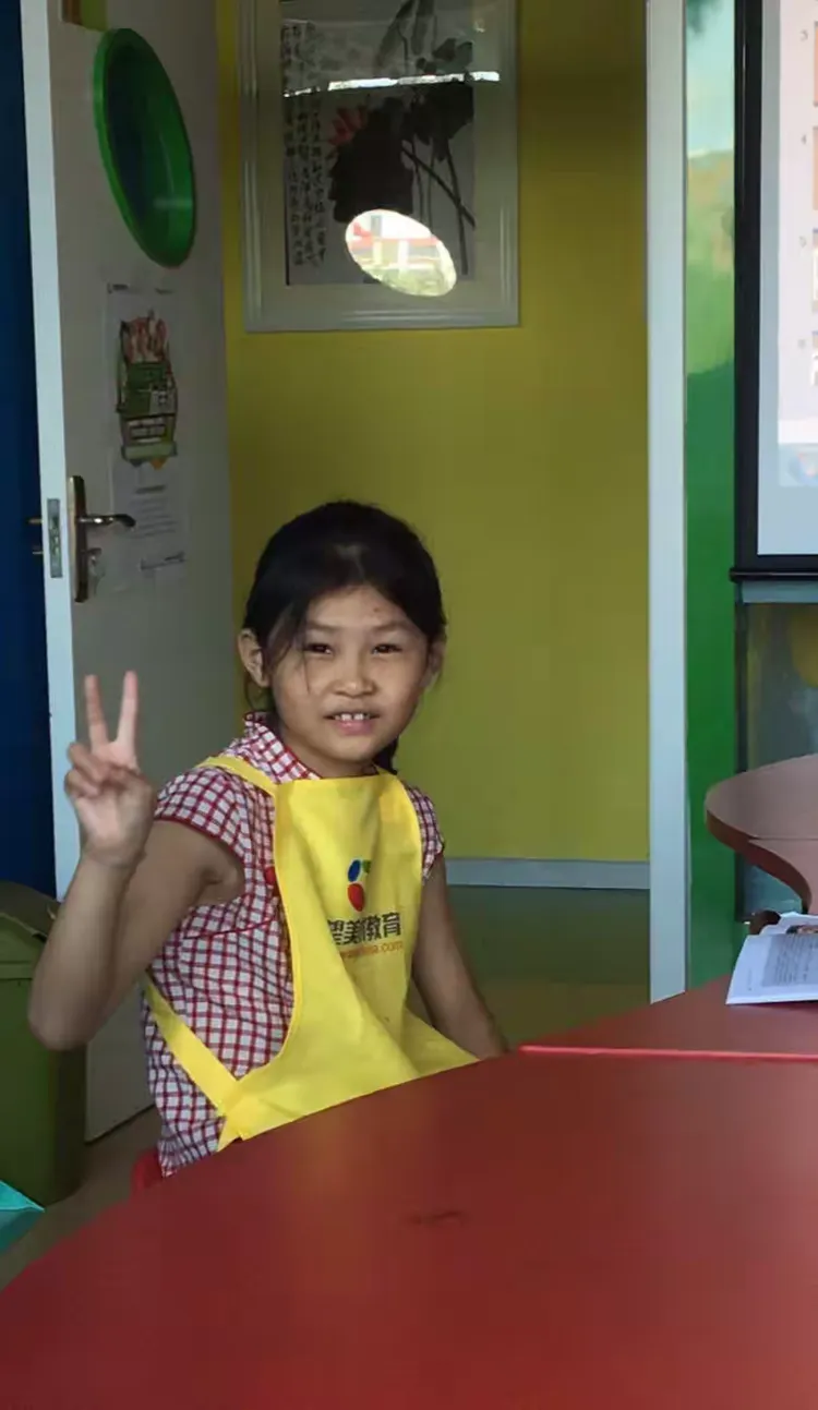 希望美术教育暑假班小小画家🌞🌞严涵羽