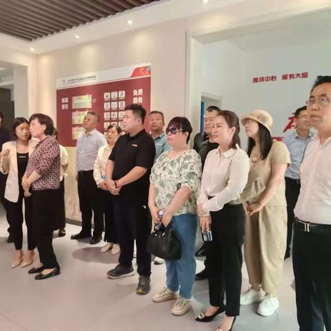 陕西省咸阳市人大代表参观指导我中心工作