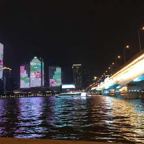 广州珠江夜景灯光秀