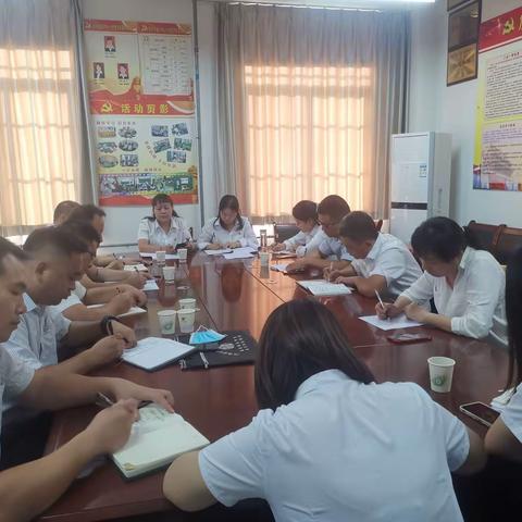 【“三名+”建设】凝心聚力 追梦同行——郭亚萍校长工作室工作安排会