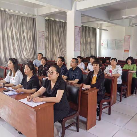 思政课堂展风采 课程融合育新人---华州街道办中心小学开展思政课大练兵评选活动