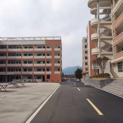 桂东县新坊乡九年制学校2021年秋季开学须知