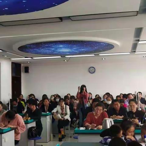 魅力科学课堂   提升科学素养-平原县小学低段科学公开课活动纪实