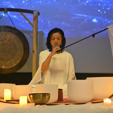保持心神宁静的方法 半趣斋颂钵音乐会