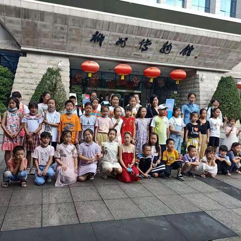 六一，我们一起去看展