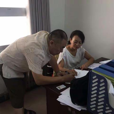 骊山街道开展八一建军节走访慰问活动