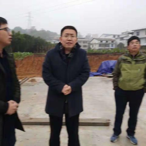 崔副市长现场督导溢流囗应急工程工程进度