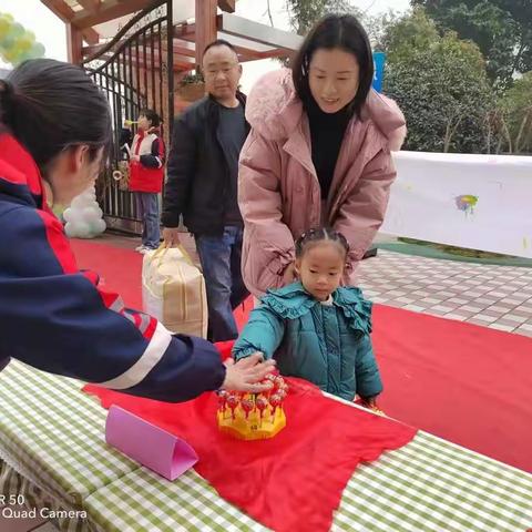 新世纪幼儿园第一周—托班