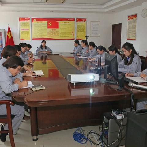 华能白杨河电厂女工委组建成立女职工读书会