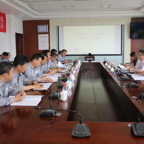 山东公司总会计师孙金民到白杨河电厂开展“不忘初心、牢记使命”主题教育调研