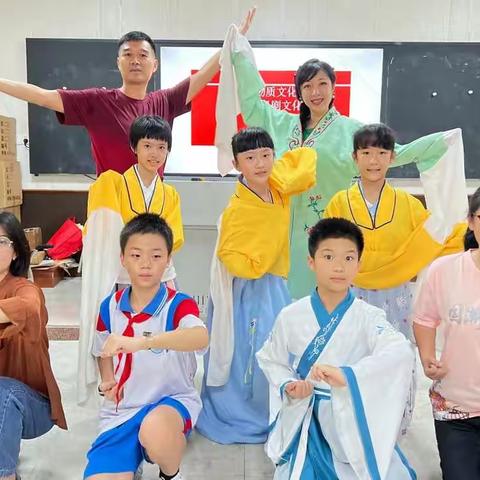 探寻非物质文化遗产研学活动——粤剧进校园     国粹共传承