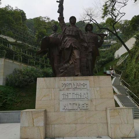“基建工程兵纪念园”参观记